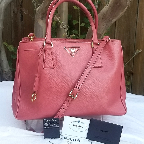  Prada  Saffiano Lux Galleria tote satchel - Picture 2 of 16